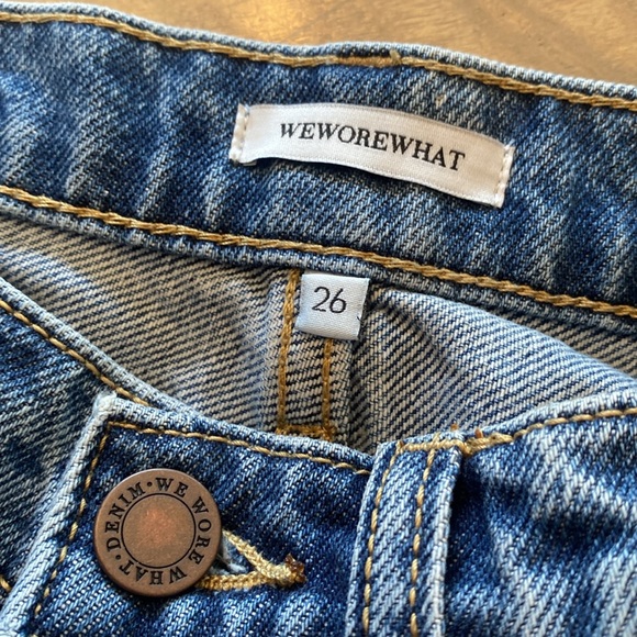 NWT, WeWoreWhat The Danielle Distressed Denim Jeans - Picture 7 of 8